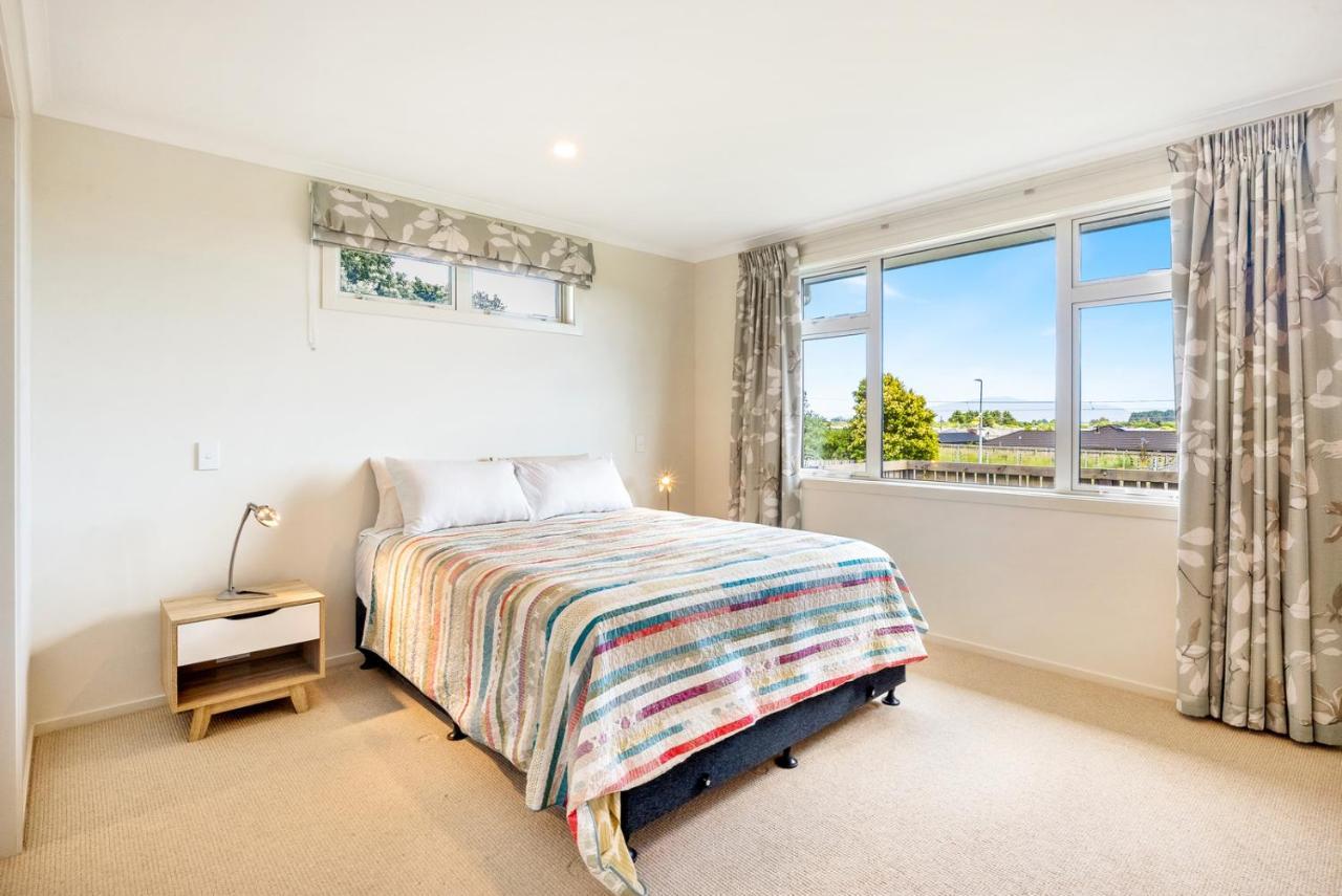 Matenga Townhouse - Waikanae Holiday Home Exterior photo