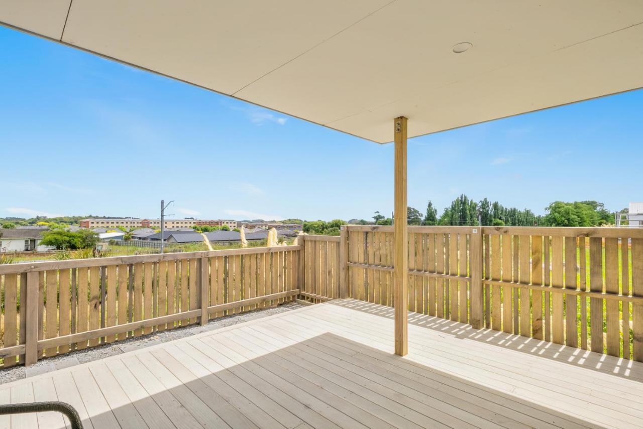 Matenga Townhouse - Waikanae Holiday Home Exterior photo